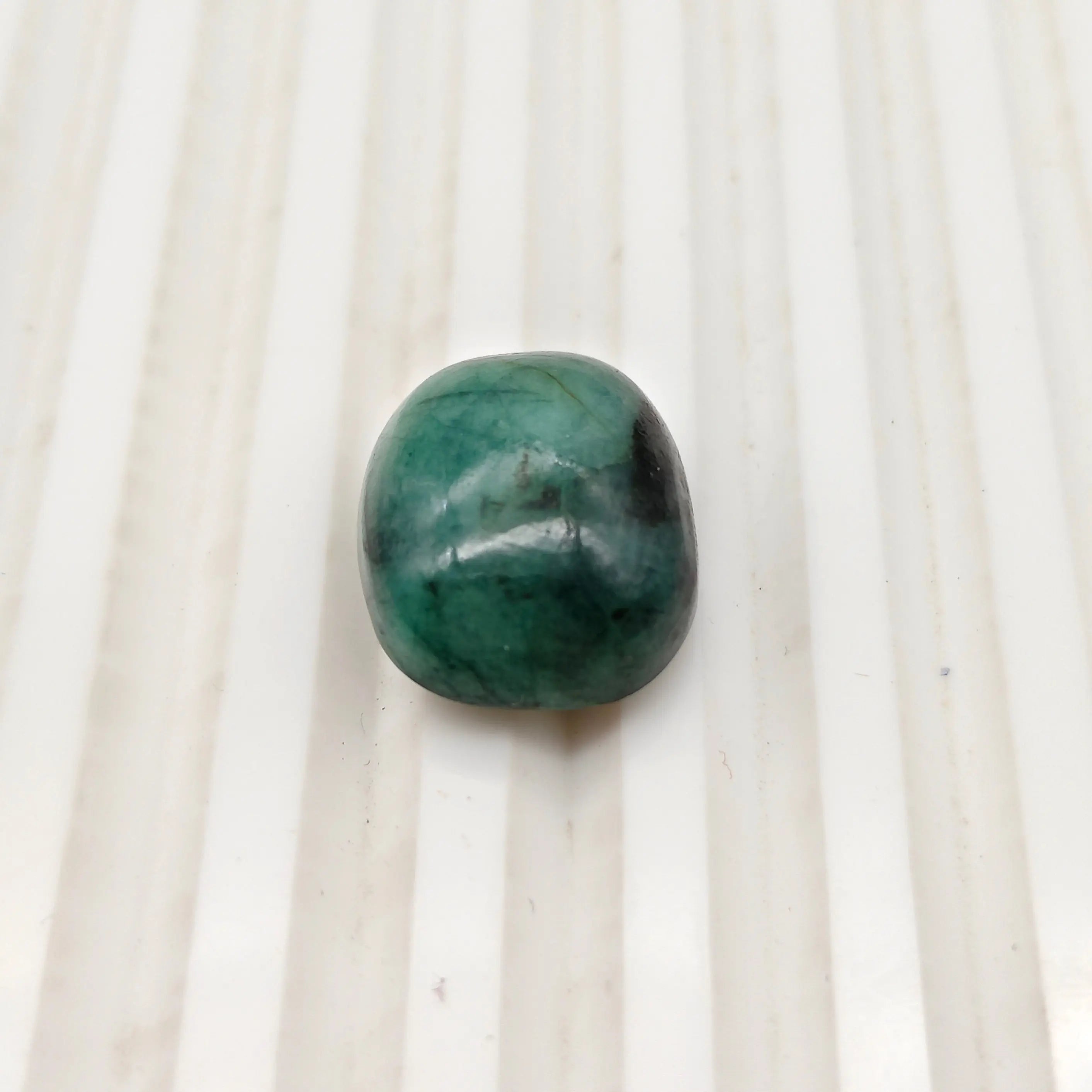 A+ Quality OVAL CABOCHON NATURAL EMERALD, GREEN COLORED, INDIAN GEMSTONE, WEIGHT 16.8 CTS